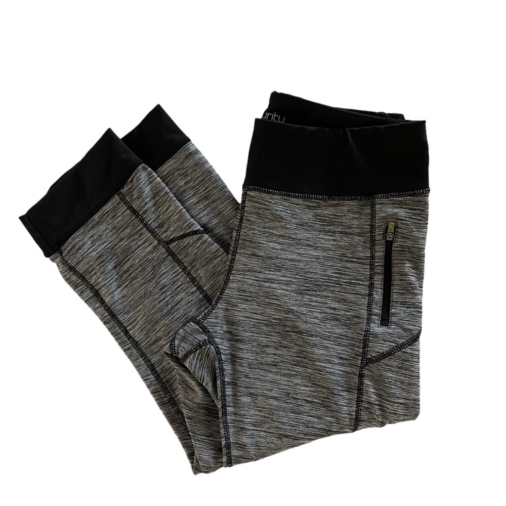 Purity Athletic Leggings Capri Length Size Medium